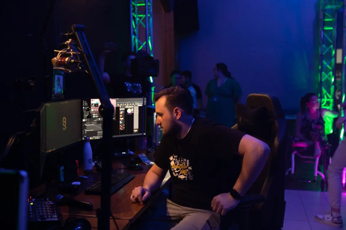 Sleepless Night 2022